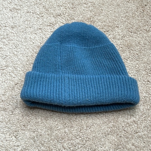 Cozy UNDERCONTROL HEADWEAR Blue Knit Beanie - Picture 2 of 3